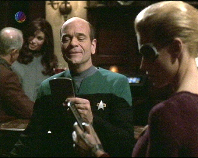Star Trek Bilder - Voyager - Liebe inmitten der Sterne