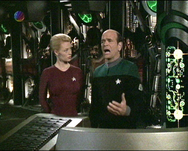 Star Trek Bilder - Voyager - Liebe inmitten der Sterne