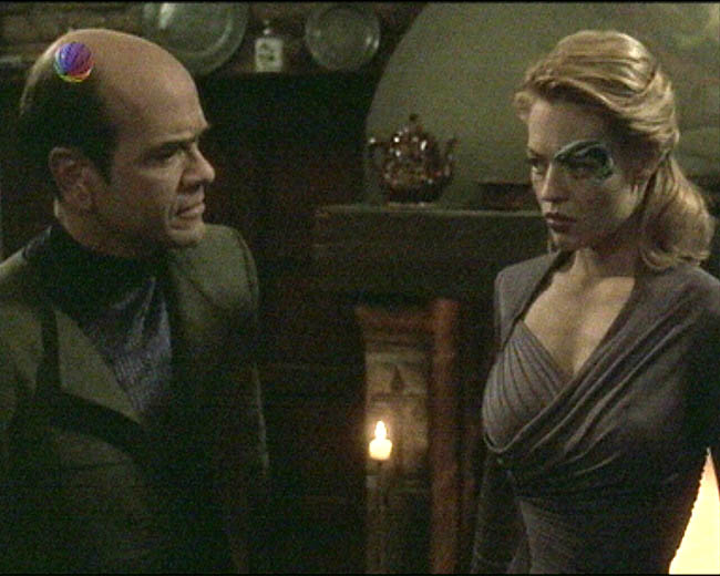 Star Trek Bilder - Voyager - Liebe inmitten der Sterne