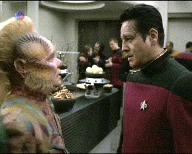 Star Trek Bilder - Voyager - Liebe inmitten der Sterne