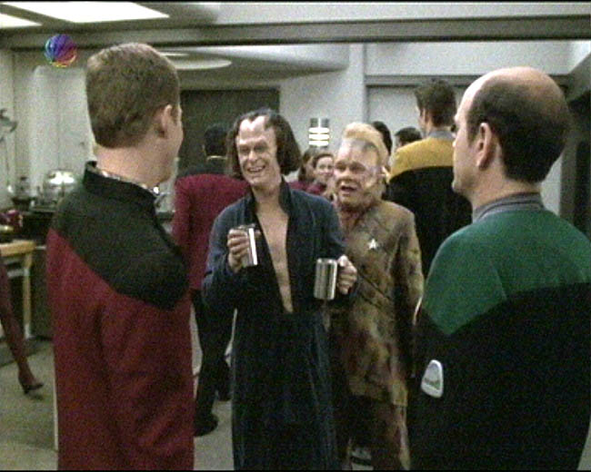 Star Trek Bilder - Voyager - Liebe inmitten der Sterne