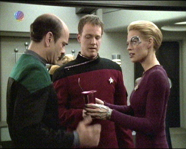Star Trek Bilder - Voyager - Liebe inmitten der Sterne
