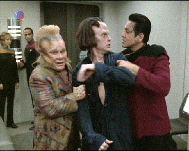 Star Trek Bilder - Voyager - Liebe inmitten der Sterne