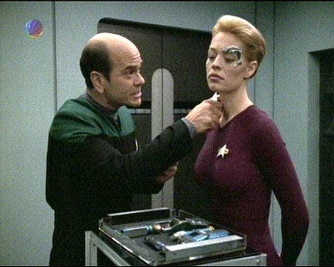 Star Trek Bilder - Voyager - Liebe inmitten der Sterne
