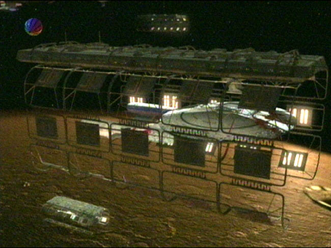 Star Trek Bilder - Voyager - Zeitschiff "Relativity"