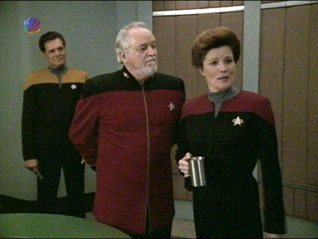 Star Trek Bilder - Voyager - Zeitschiff "Relativity"