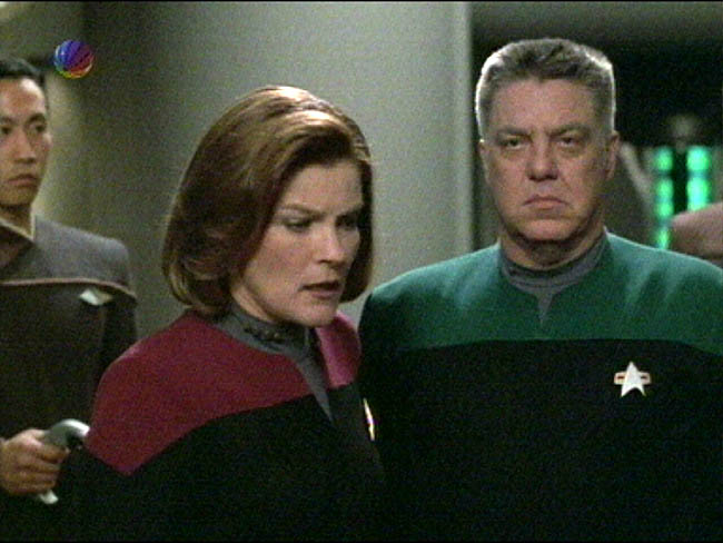 Star Trek Bilder - Voyager - Zeitschiff "Relativity"