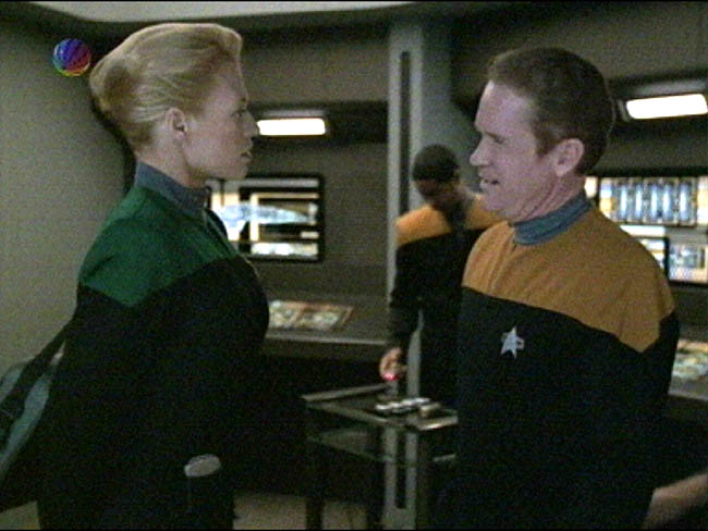Star Trek Bilder - Voyager - Zeitschiff "Relativity"