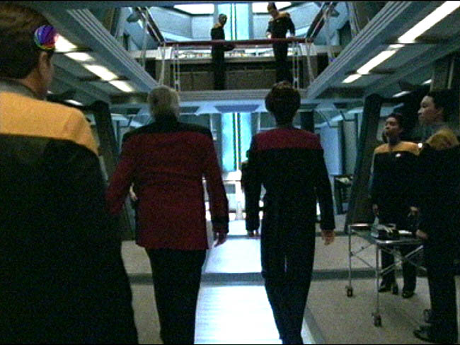 Star Trek Bilder - Voyager - Zeitschiff "Relativity"