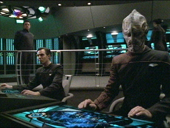 Star Trek Bilder - Voyager - Zeitschiff "Relativity"