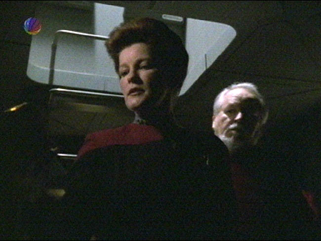 Star Trek Bilder - Voyager - Zeitschiff "Relativity"