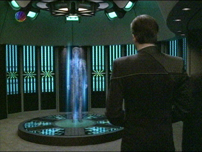 Star Trek Bilder - Voyager - Zeitschiff "Relativity"