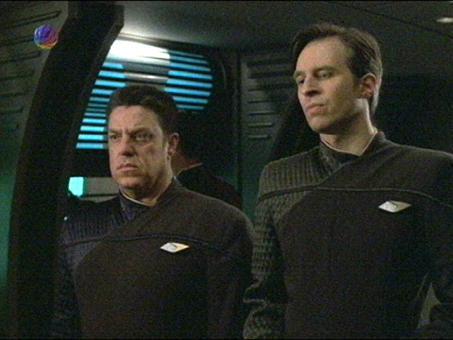 Star Trek Bilder - Voyager - Zeitschiff "Relativity"