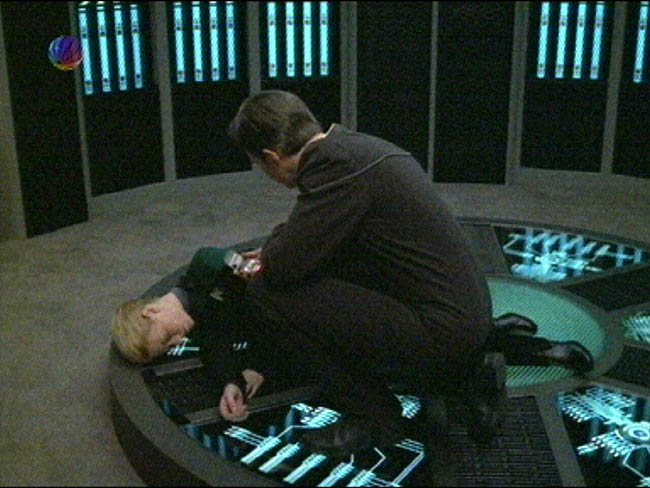 Star Trek Bilder - Voyager - Zeitschiff "Relativity"