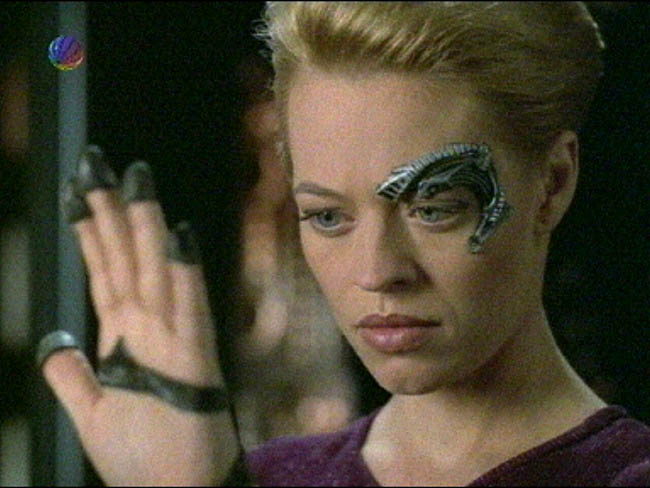 Star Trek Bilder - Voyager - Zeitschiff "Relativity"