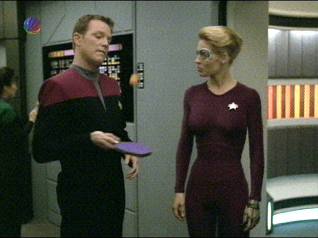Star Trek Bilder - Voyager - Zeitschiff "Relativity"
