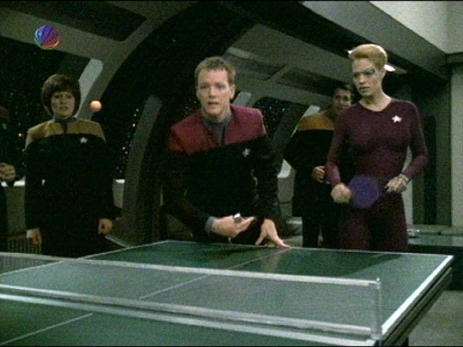 Star Trek Bilder - Voyager - Zeitschiff "Relativity"