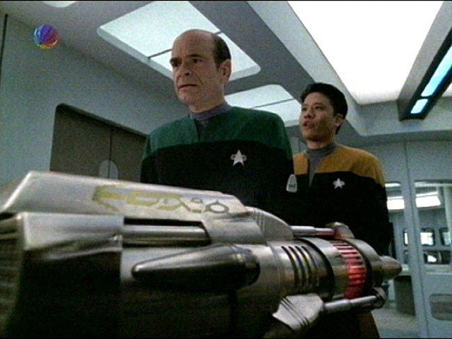 Star Trek Bilder - Voyager - Geheimnisvolle Intelligenz