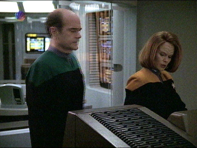 Star Trek Bilder - Voyager - Geheimnisvolle Intelligenz