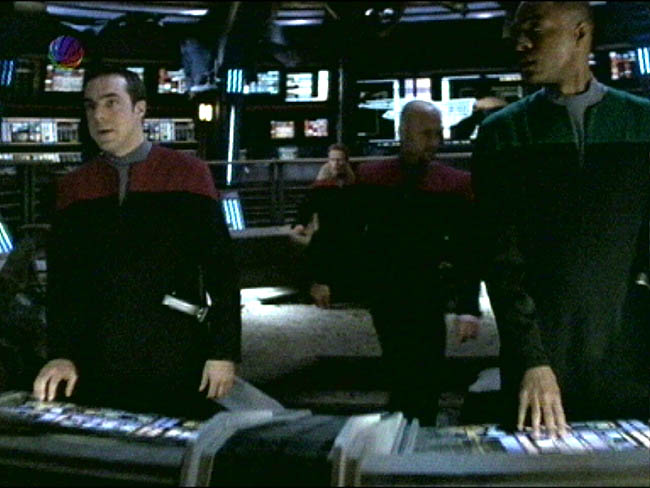 Star Trek Bilder - Voyager - Equinox I