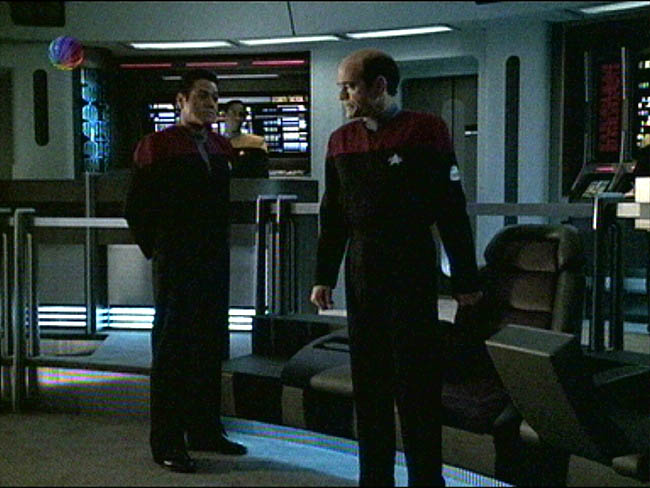 Star Trek Bilder - Voyager - Dame, Doktor, As, Spion