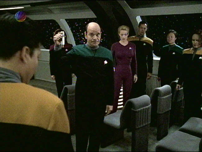 Star Trek Bilder - Voyager - Dame, Doktor, As, Spion