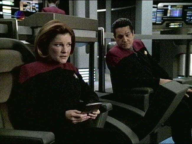 Star Trek Bilder - Voyager - Dame, Doktor, As, Spion