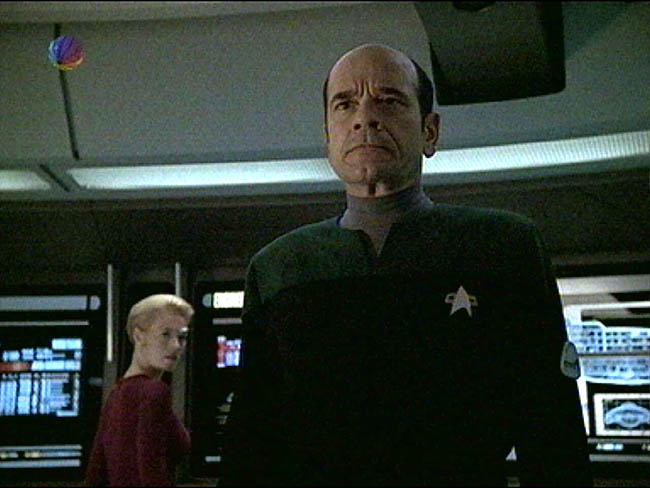 Star Trek Bilder - Voyager - Dame, Doktor, As, Spion