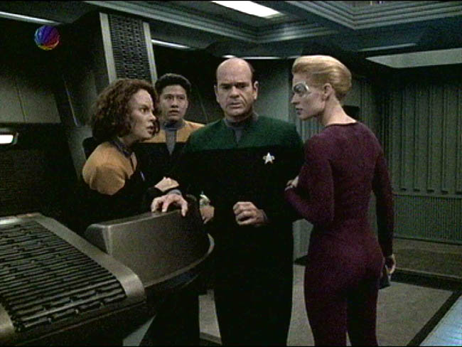 Star Trek Bilder - Voyager - Dame, Doktor, As, Spion