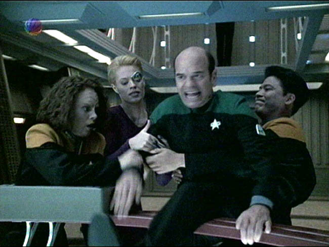 Star Trek Bilder - Voyager - Dame, Doktor, As, Spion