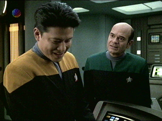 Star Trek Bilder - Voyager - Dame, Doktor, As, Spion