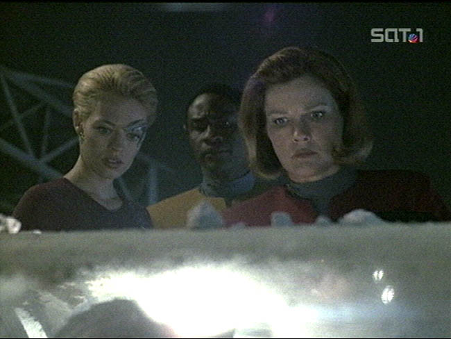 Star Trek Bilder - Voyager - Die Zähne des Drachen