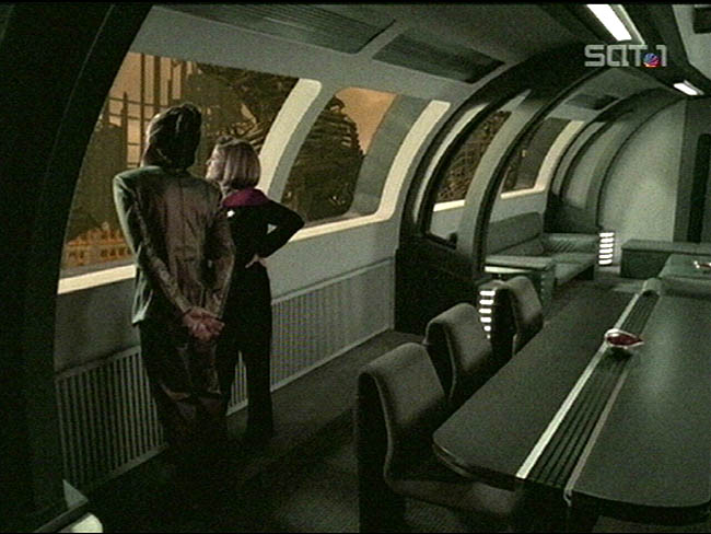 Star Trek Bilder - Voyager - Die Zähne des Drachen