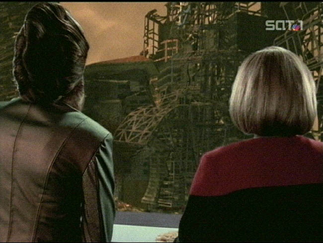 Star Trek Bilder - Voyager - Die Zähne des Drachen