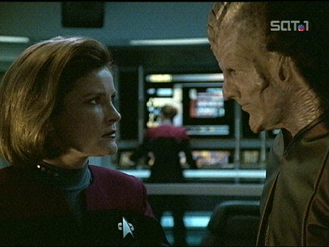 Star Trek Bilder - Voyager - Die Zähne des Drachen