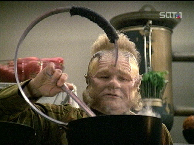 Star Trek Bilder - Voyager - Die Zähne des Drachen