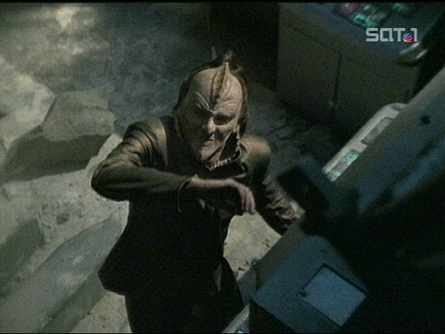 Star Trek Bilder - Voyager - Die Zähne des Drachen