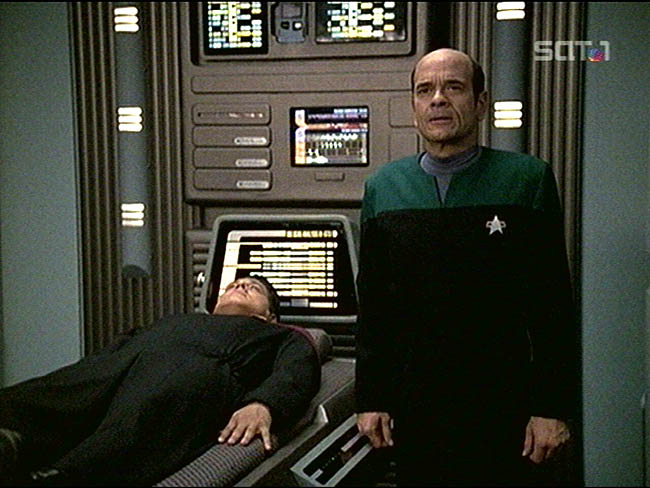 Star Trek Bilder - Voyager - Ein kleiner Schritt