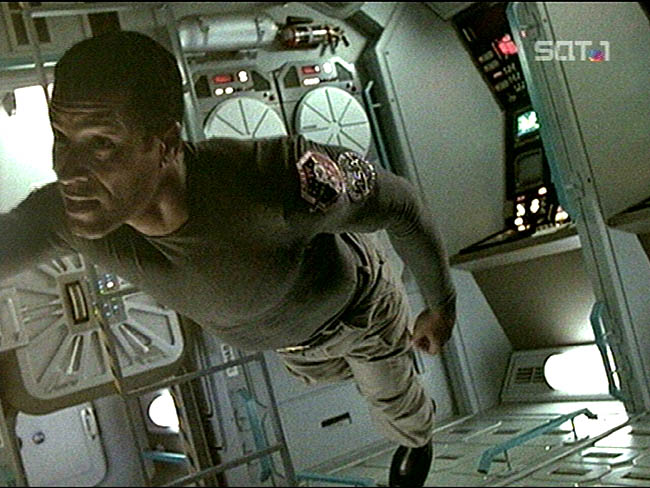 Star Trek Bilder - Voyager - Ein kleiner Schritt