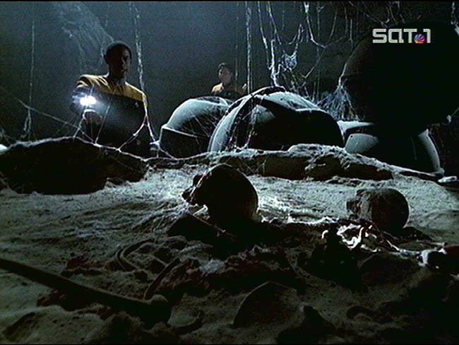 Star Trek Bilder - Voyager - Das Mahnmal