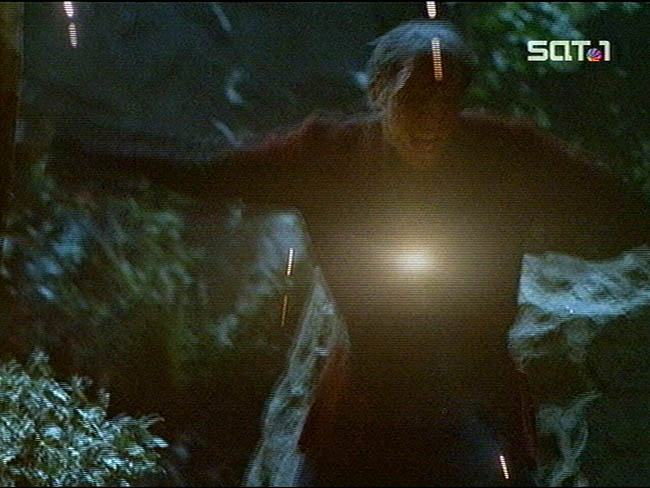Star Trek Bilder - Voyager - Das Mahnmal