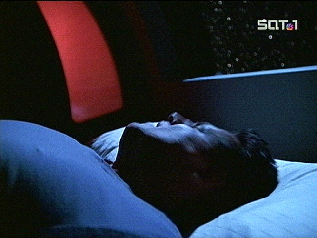 Star Trek Bilder - Voyager - Das Mahnmal