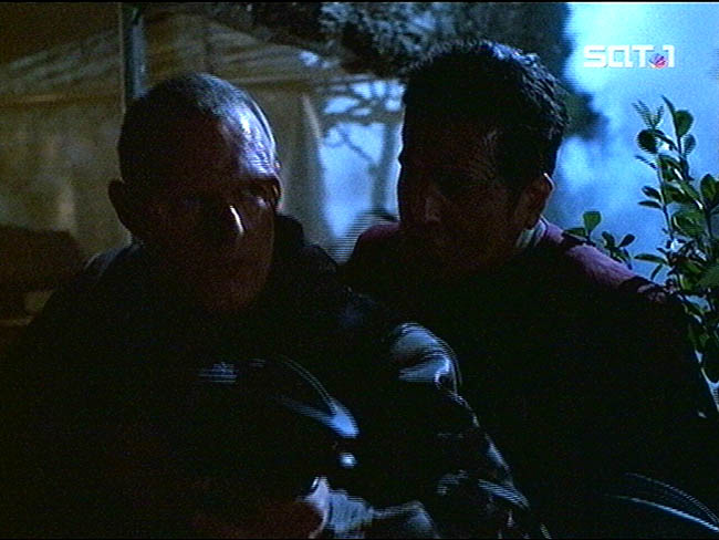 Star Trek Bilder - Voyager - Das Mahnmal
