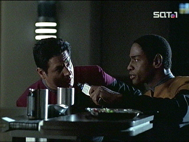 Star Trek Bilder - Voyager - Das Mahnmal