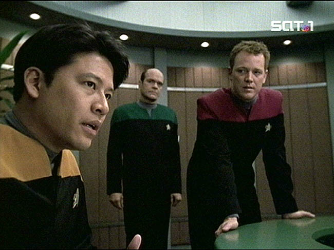 Star Trek Bilder - Voyager - Das Mahnmal