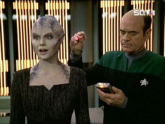 Star Trek Bilder - Voyager - Asche zu Asche