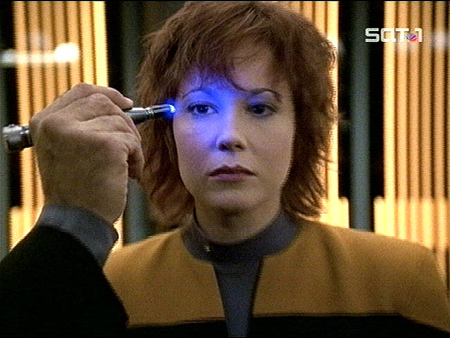 Star Trek Bilder - Voyager - Asche zu Asche