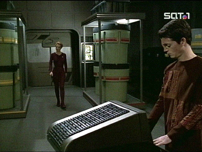 Star Trek Bilder - Voyager - Icheb