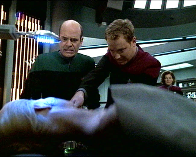 Star Trek Bilder - Voyager - Unvollkommenheit
