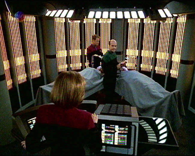 Star Trek Bilder - Voyager - Unvollkommenheit